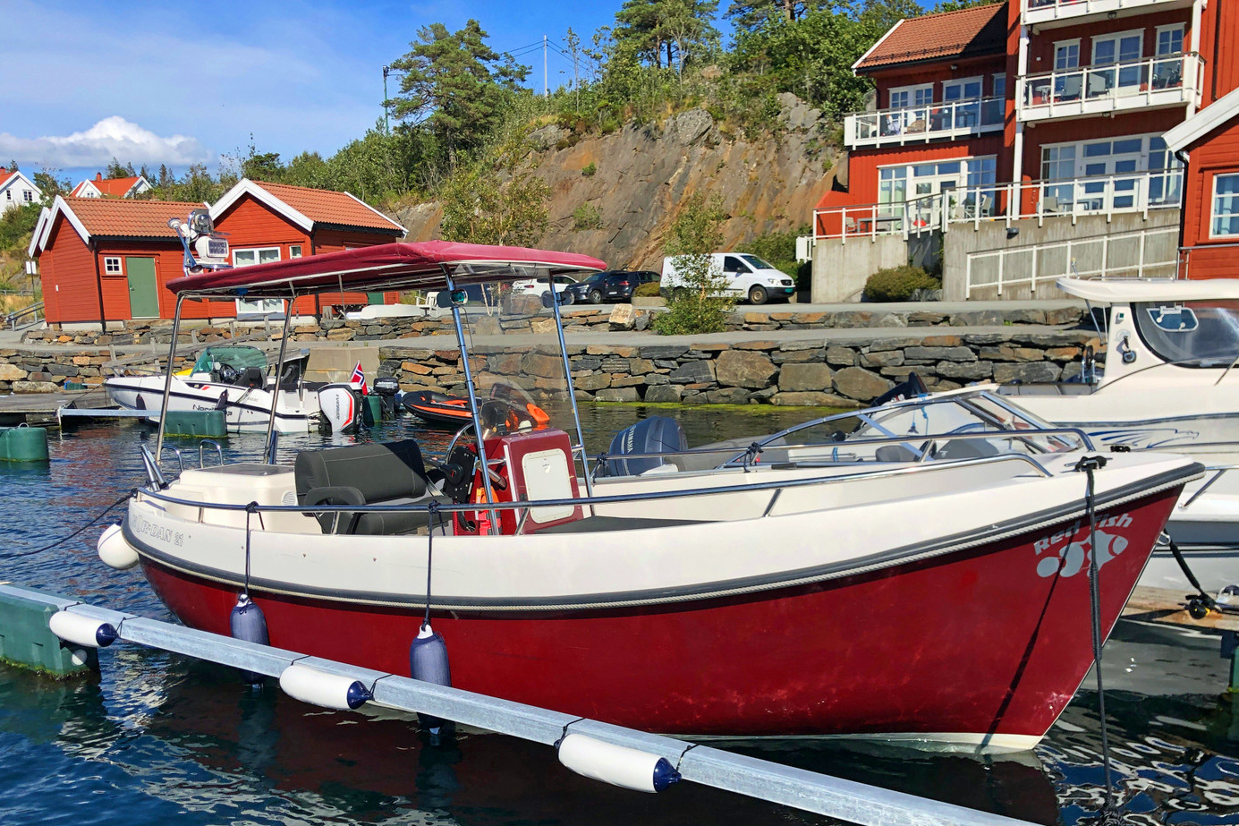 großes Fish Lux Nordan 21 ft., führerscheinfrei