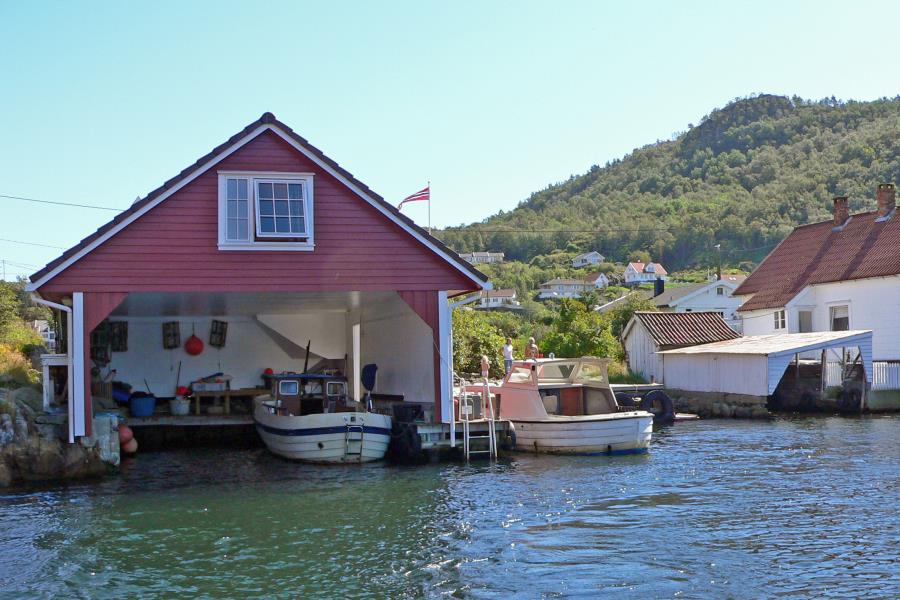Ny Blomst Bua mit Bootshaus unter der Wohnung